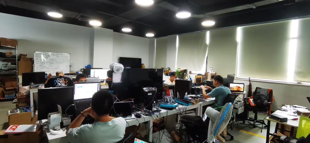 Shanghai Neardi Technology Co., Ltd. línea de producción del fabricante